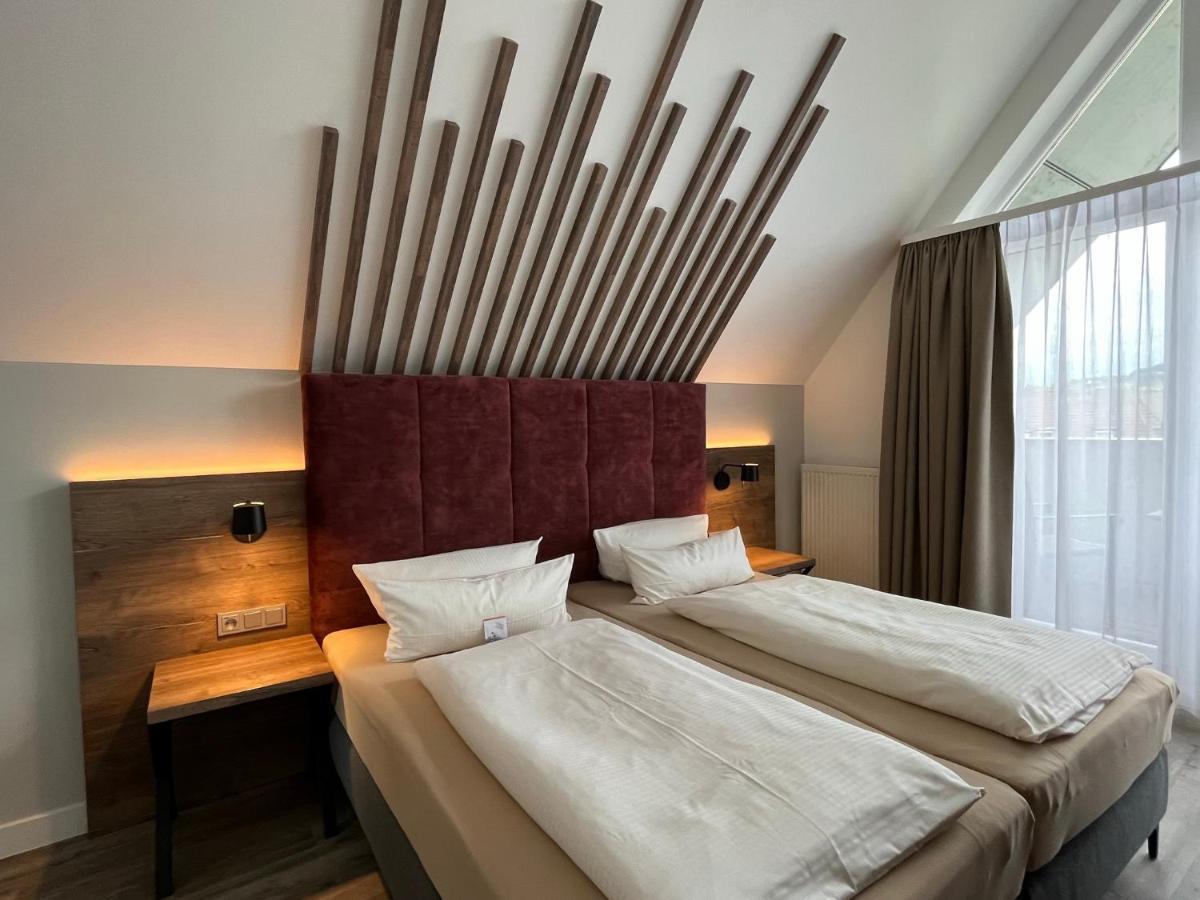Hotel Mainpromenade ***S Karlstadt Kültér fotó