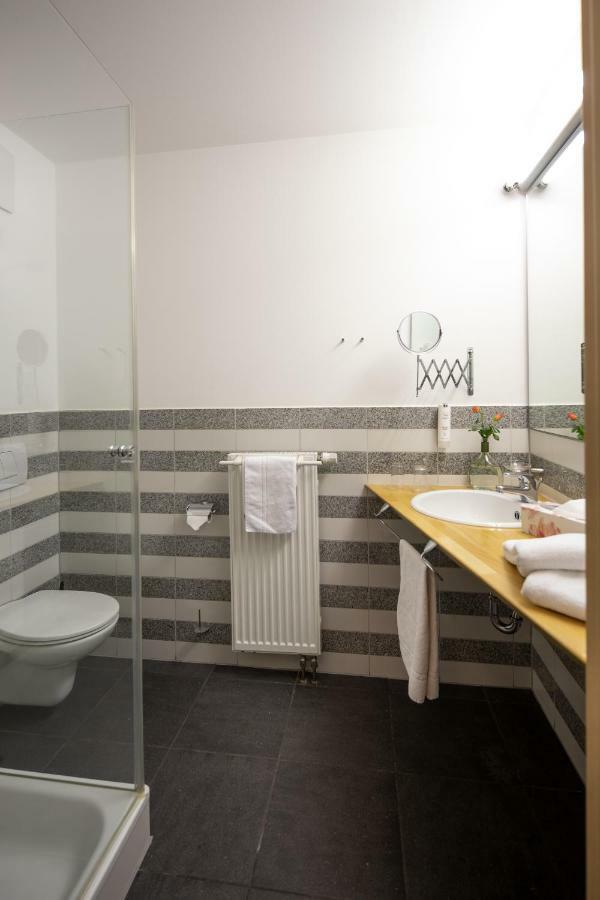 Hotel Mainpromenade ***S Karlstadt Kültér fotó
