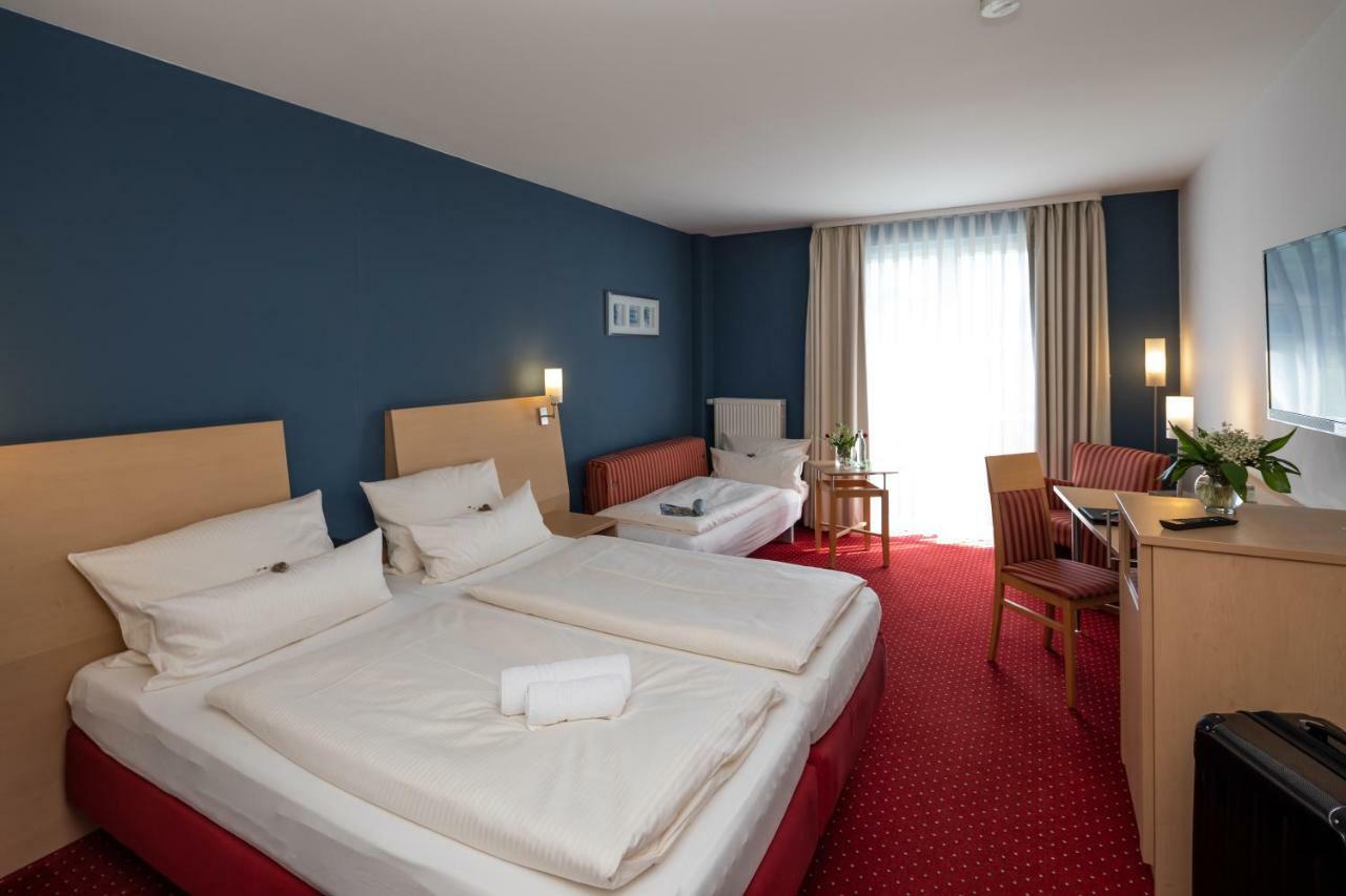 Hotel Mainpromenade ***S Karlstadt Kültér fotó